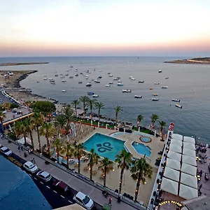 Hotel Qawra Palace &
